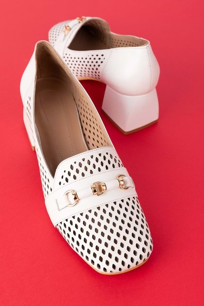 Women's Genuine Leather Laser Perforated Heeled Shoes Ast.7480