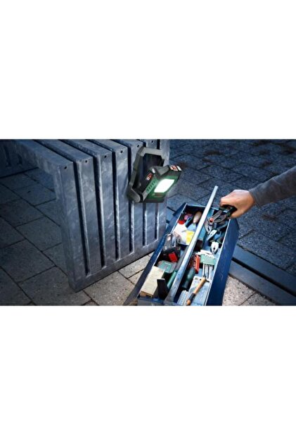 Bosch UniversalWorlLight 18V-2100 Akülü Lamba (Solo) - Fiyatı