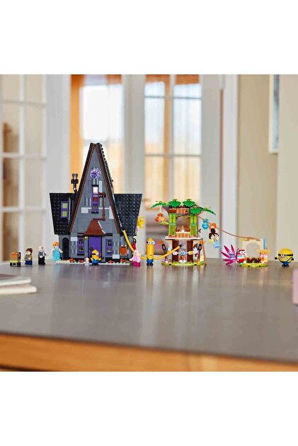 LEGO Despicable Me 4 Minyonlar ve Gru'nun Aile Köşkü 75583 – 8 Yaş