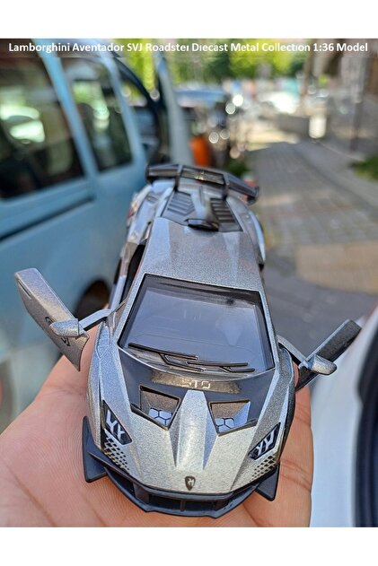 OYUNCAKSAHİLİ Lamborghini Aventador SVJ Roadster Diecast Metal