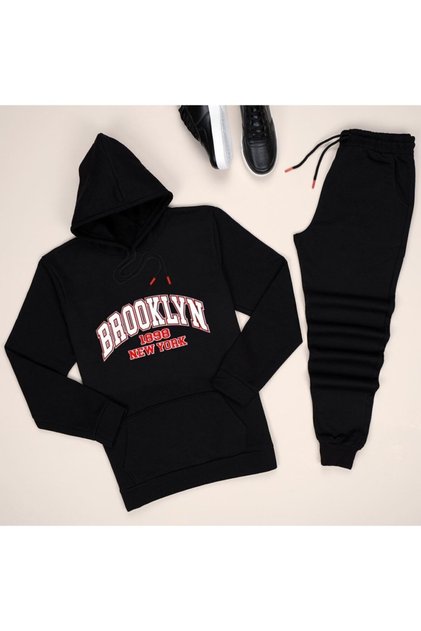طقم بدلة رياضية باللون الأسود من Brooklyn Esh