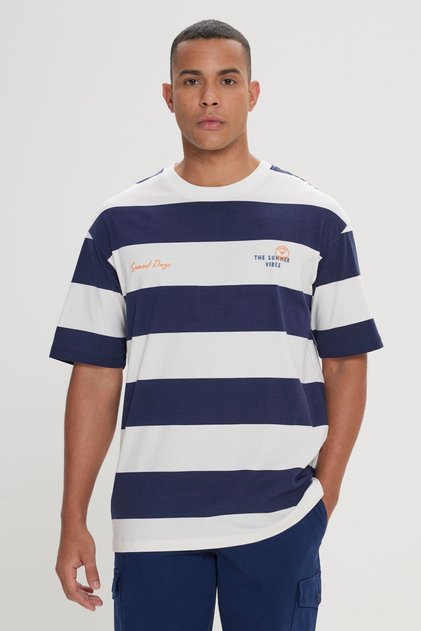 Men's White-Navy Blue Loose Fit Loose Fit 100% Cotton Striped Crew Neck T-Shirt