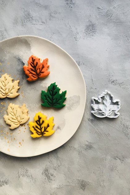 Machine Washable Transparent - Leaf Cookie Mold - Renewed
