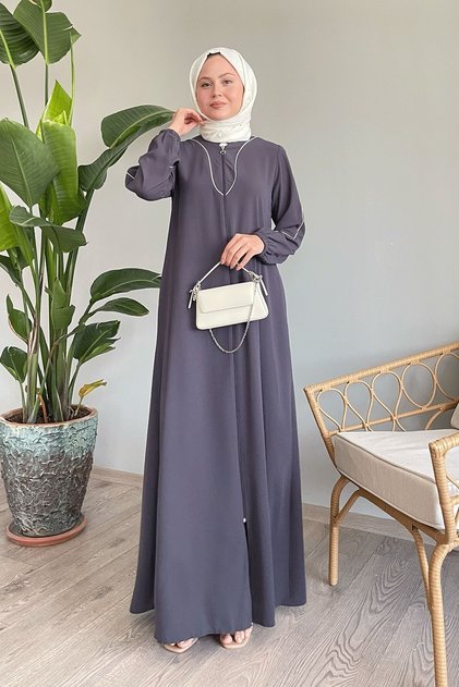 Anthracite front bias detail abaya