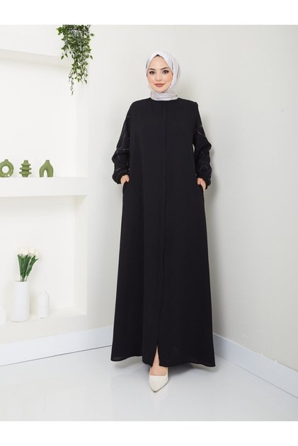 Sleeve Stone Detailed Robe