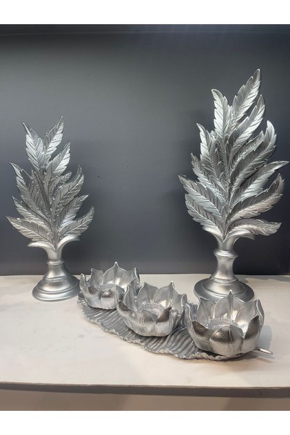 Dekoratif Polyester Ikili Dik Yaprak Ve Üçlü Mumluk Takımı Gümüş
