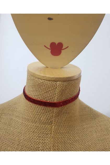 1 cm Simli Kırmızı Renk Choker Kolye