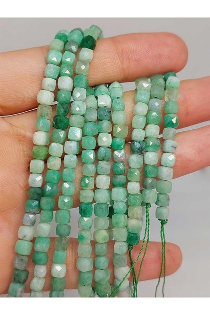 Bracelet Boy Emerald Stone Cube Shaped Half Strand 4mm (45908) (18cm in Length)