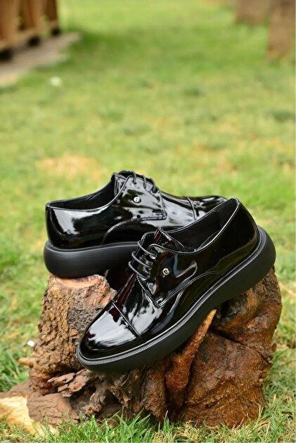 Pierre Cardin Black Patent Leather Shoes Elegant and Comfort