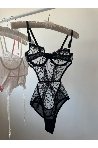 Peony Siyah Bodysuit