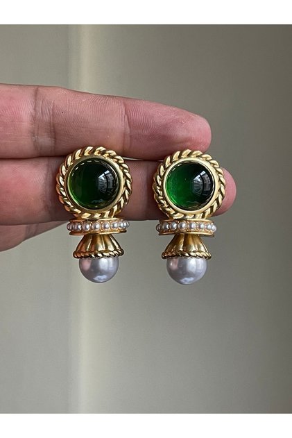 İnci Detaylı Sallantılı Zümrüt Yeşili Sallantılı Özel Tasarım Luxury Modern Antika Model Pirinç Küpe