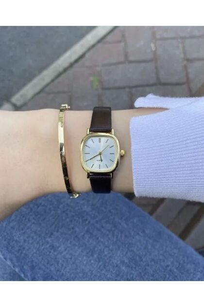 Kadın Gold Siyah Deri Kordonlu Minimal Vintage Yeni Sezon Kadın Kol Saati