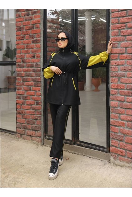 Zippered Hijab Tracksuit Set - Set of Two Model 451