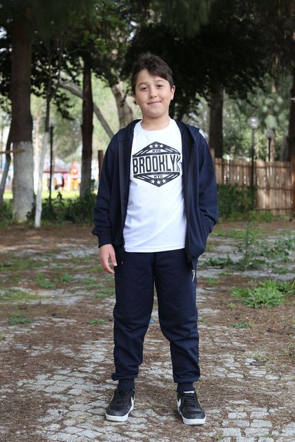 3-piece set zipper hooded Tracksuit Set and T-shirt with brooklyn print