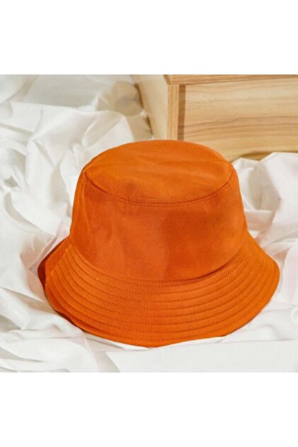 Πορτοκαλί καπέλο κουβά
