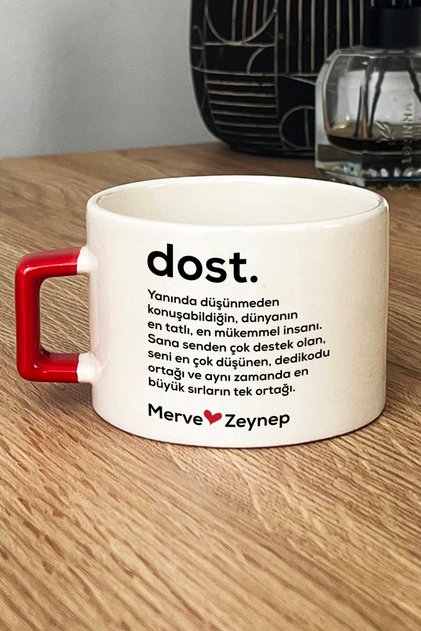 Kişiye Özel Dost Lüks Fincan Kırmızı İsme Özel Arkadaşa Hediye