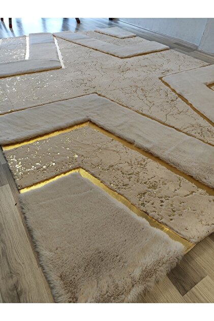 KRAL HOME Gold Çizgili Koyu Krem Renk Peluş Halı - Fiyatı, Yorumları