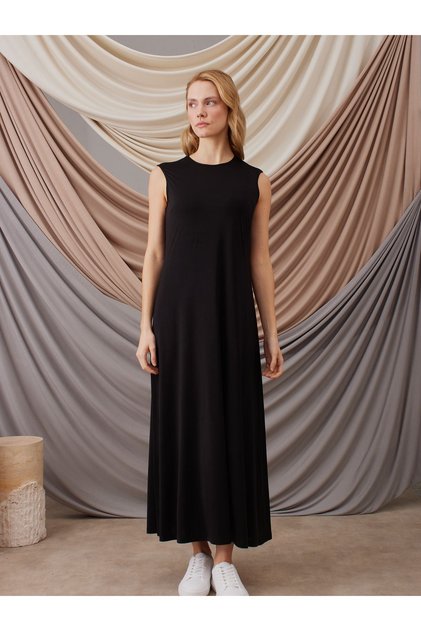Sleeveless Underdress | Color: Black | Sleeveless Layered Dress