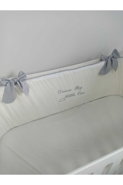 حماية جانبية لسرير الأطفال من Ege Home Dream Big Little One مطرزة