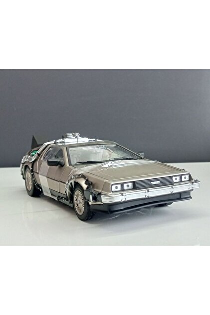 Sunstar 1:18 DMC DELOREAN BACK TO THE FUTURE TİME MACHİNE - Fiyatı