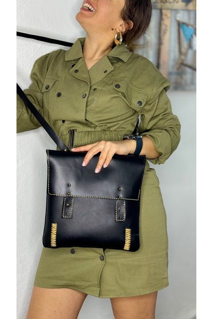 % 100 Gerçek Deri El Yapımı Kadın Erkek Unisex Omuz Askılı Siyah Postacı Çapraz Kol Çantası