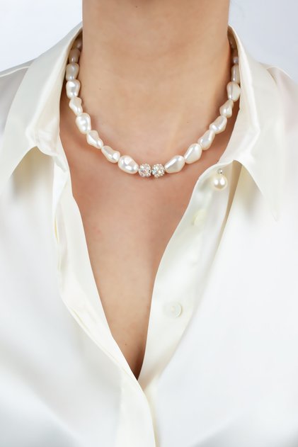 Baroque Pearl Stone Rondela Detail Necklace