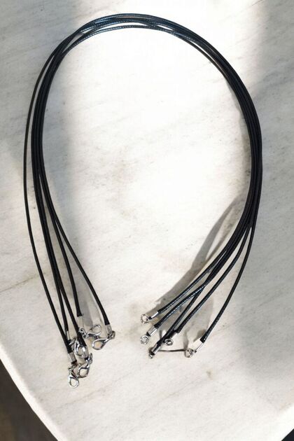Leather Rubber Necklace Cord Jewelry Cord Ready-To-Use Necklace Cord with Parrot Clip 3 Pieces 70 cm Necklace Cord