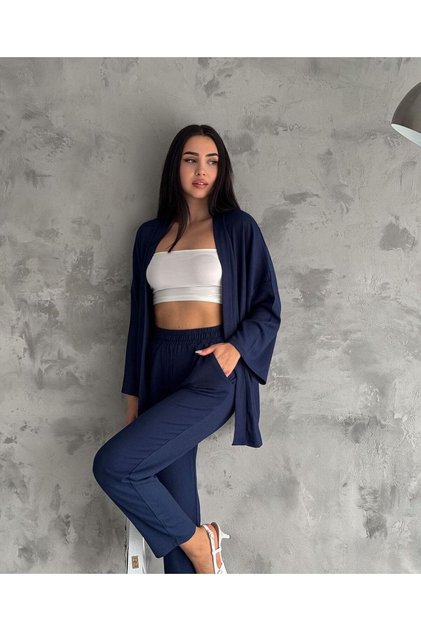 بدلة بنطلون وسترة كيمونو نسائية