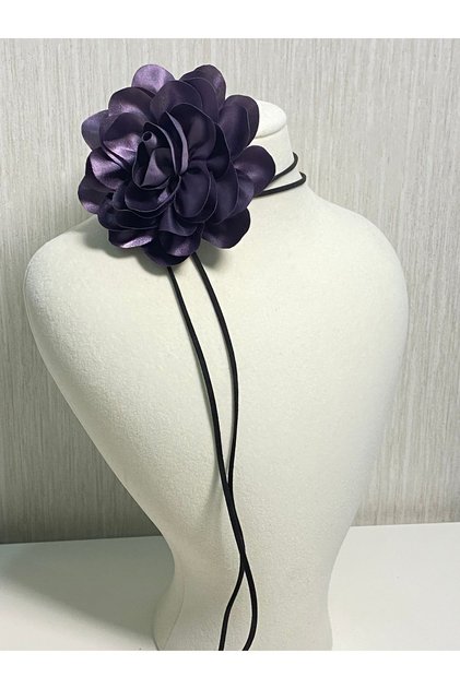 Lace-up Satin Rose Choker