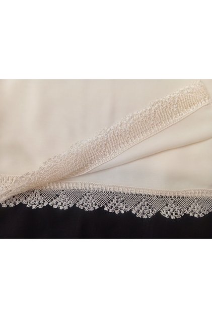 Needlepointed Brick Color Prayer Cloth