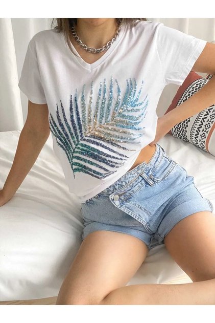 Women's Sequin Leaf Embroidered V-collar T-shirt