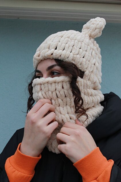 Naz Amigurumi El Örgüsü Yumuşak Ayıcık Kulak Model Puffy Kar