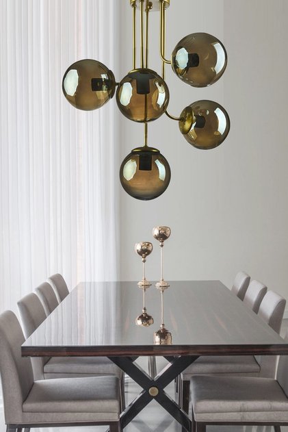 Vera Modern Tasarım Gold Kasa Füme Globe Camlı Beşli Avize