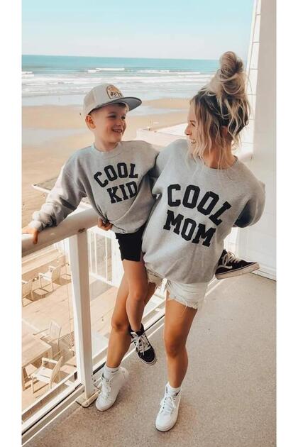 Anne-Çocuk Kombini Gri Sıfır Yaka Cool Baskılı Sıfır Kol Sweatshirt