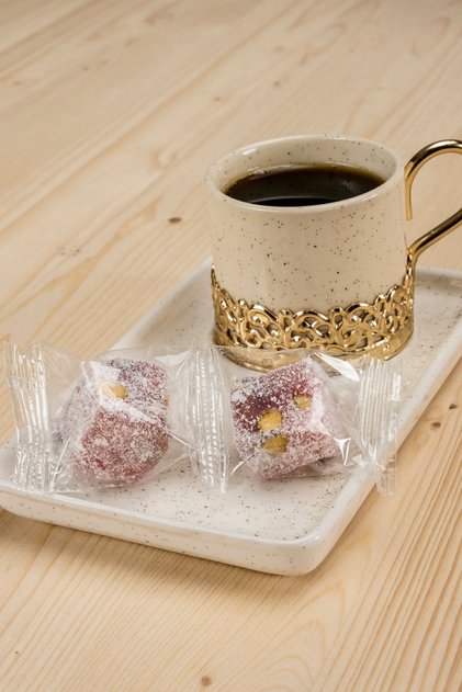 Pomegranate Flavored Double Roasted Turkish Delight with Pistachio 500 Grams
