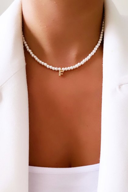 Pearl Letter Necklace Letter F