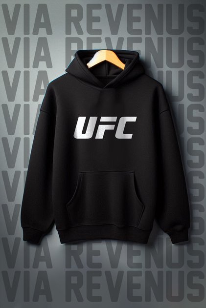 سويت شيرت بغطاء للرأس وجيب الكنغر مطبوع عليه 3 خيوط من UFC