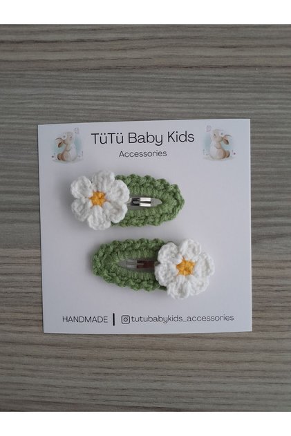Baby and Child Daisy Figured Hand Knitted Snap Buckle Set of 2