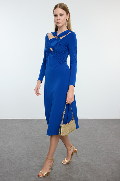 green emerald velvet dress Amazon.com: Michellecmm Women White Graduation Dress Summer Cap Sleeve Tank  Dress Sleeveless Backless Solid Color A Line Mini Dresses (Black, S) :  Clothing, Shoes & Jewelry main image 0