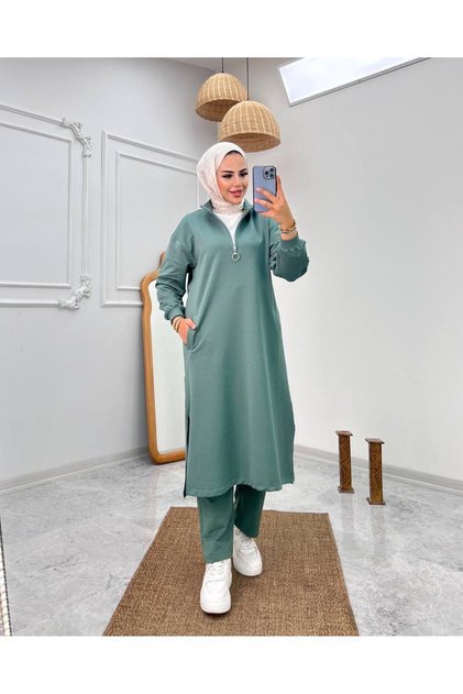 Camellia Hijab Seasonal Tracksuit Set