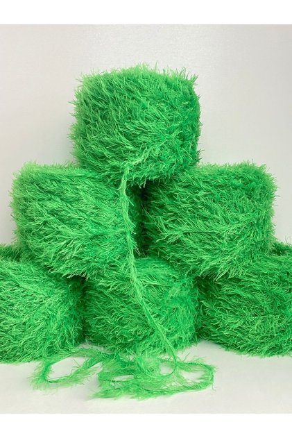 Soft Green Rabbit Feather Colored Net - 600 g