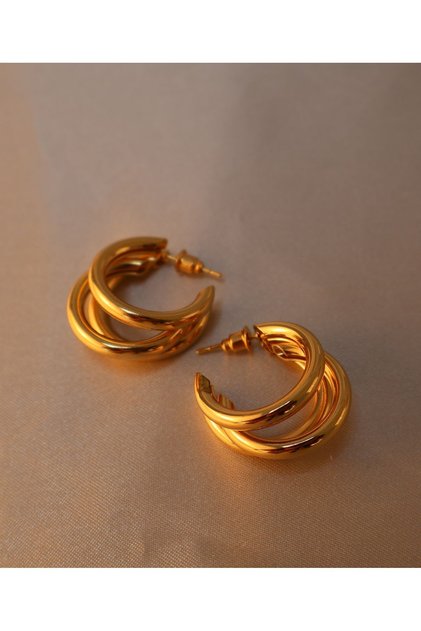 Interlocking Hoop Trendy Gold Earrings