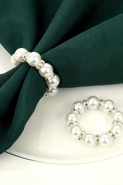 Stylish Napkin Rings with Ecru Pearl Detail and Silver Color Accessories - Napkin Rings (6 Pieces)