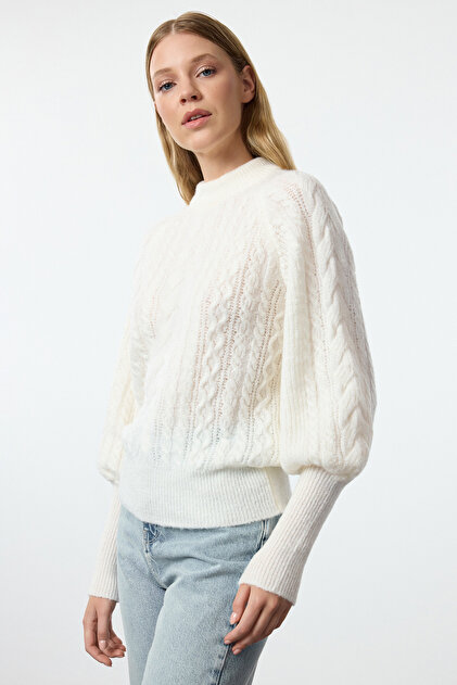 Trendyol Collection Pulover tricotat cu textură moale, culoare