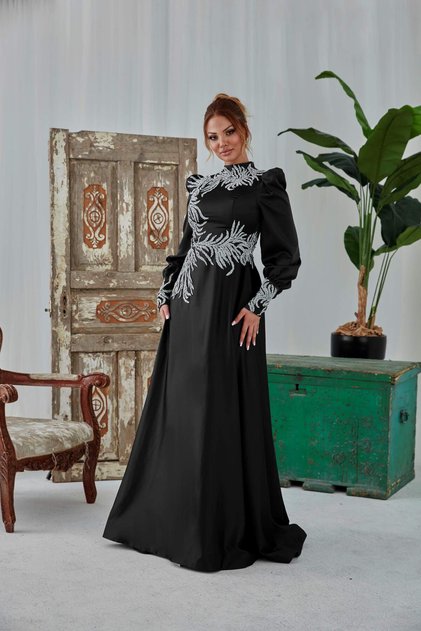 Perla 7061 - Embroidered Evening Dress