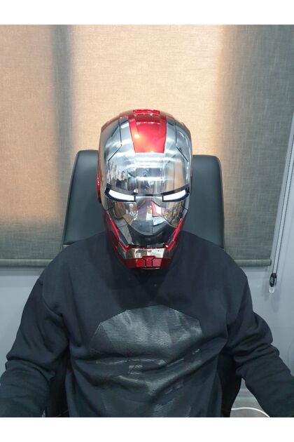 Iron Man Kask Ses Komutlu ve Uzaktan Kumandalı