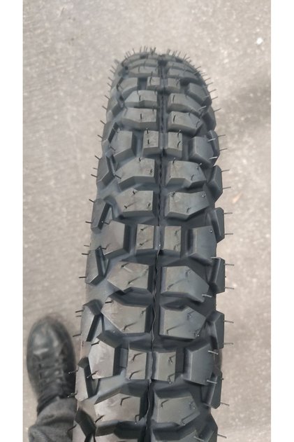 3.00-18 4pr Bl074 Tt Motorsiklet Dış Lastik 2023 Üretim
