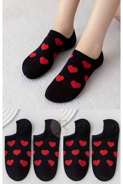 Women's 5 Pairs of Invisible Heart Black Ballerina Socks