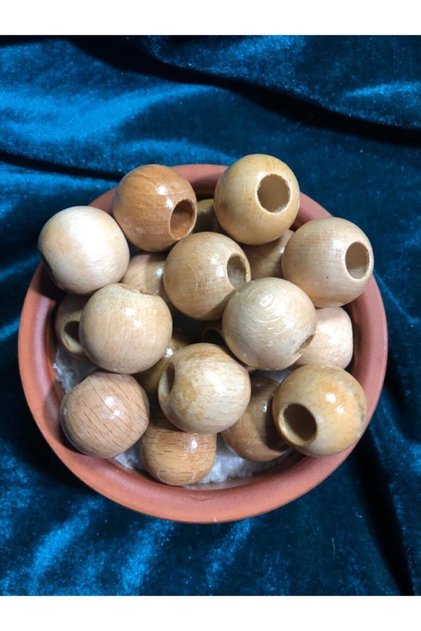 خرز خشبي ملمع 32 ملم - 8 قطع -