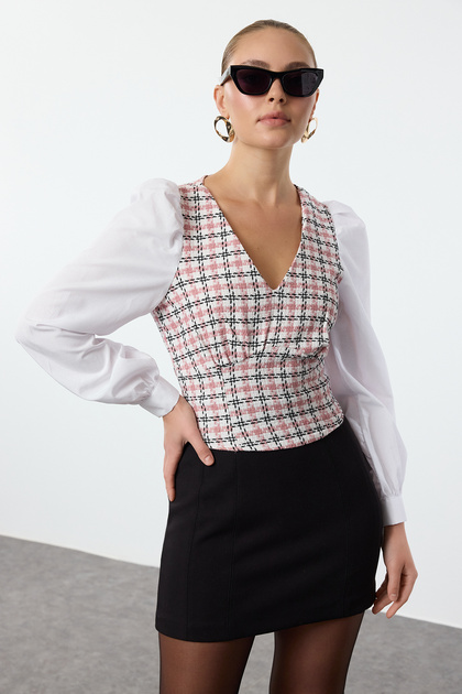 Dusty Rose Crop Fitted Tweed Tkaná halenka TWOAW23BZ00521